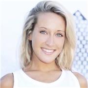 Insegnante multidisciplinare (inglese, letteratura, filosofia, storia dell'arte, diritto e italiano per stranieri)per ripetizioni e preparazione esami. Dalle elementari all'università